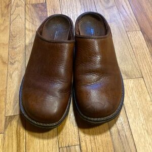 Rockport Rebound Leather Clogs